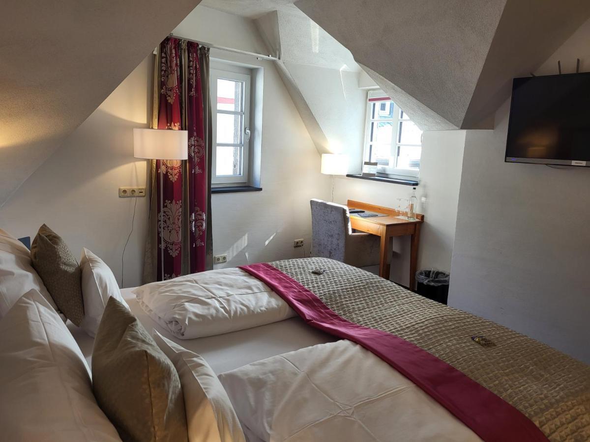 Hotel Restaurant Alte Stadtmauer 바일슈타인 외부 사진