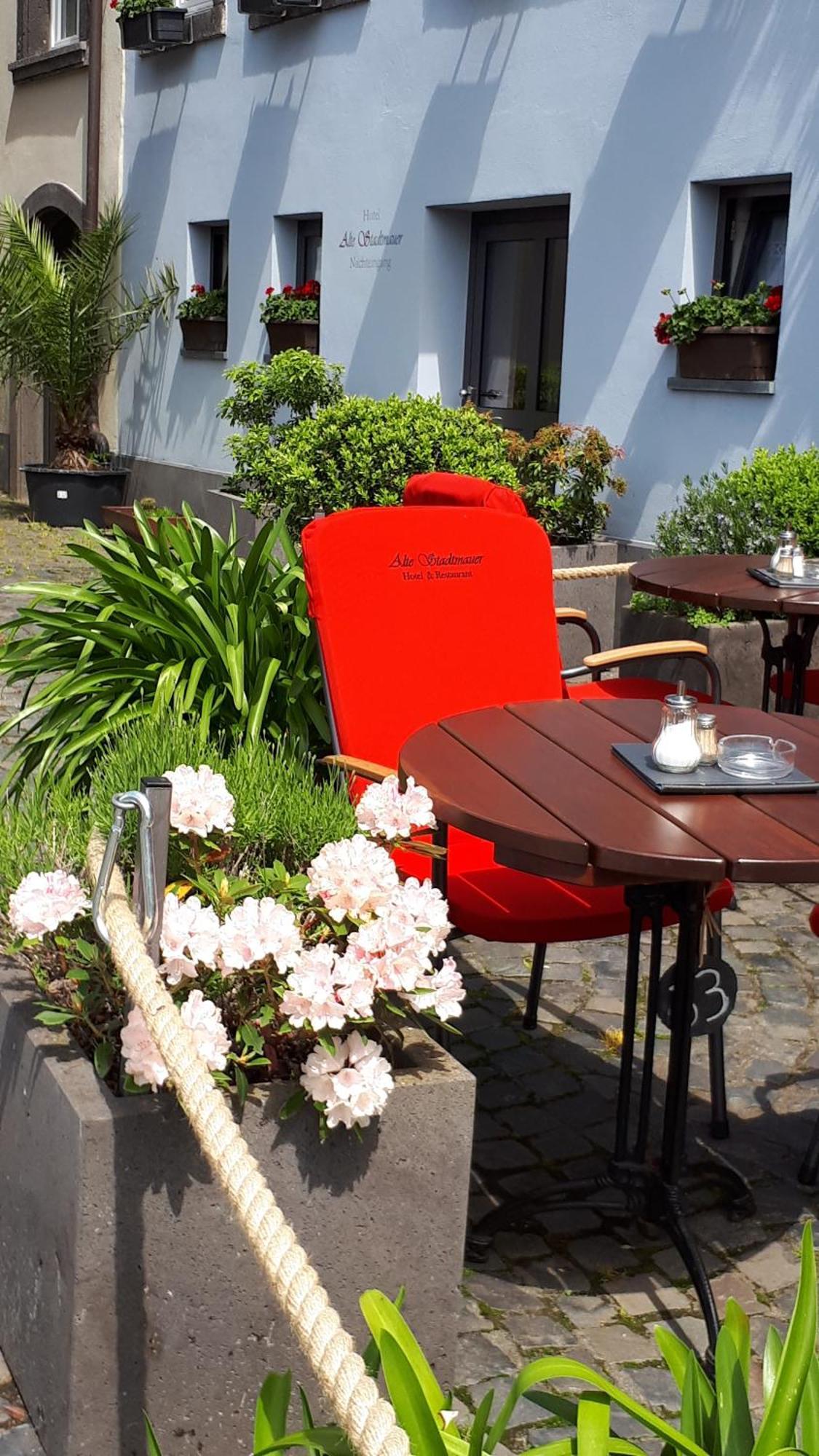 Hotel Restaurant Alte Stadtmauer 바일슈타인 외부 사진