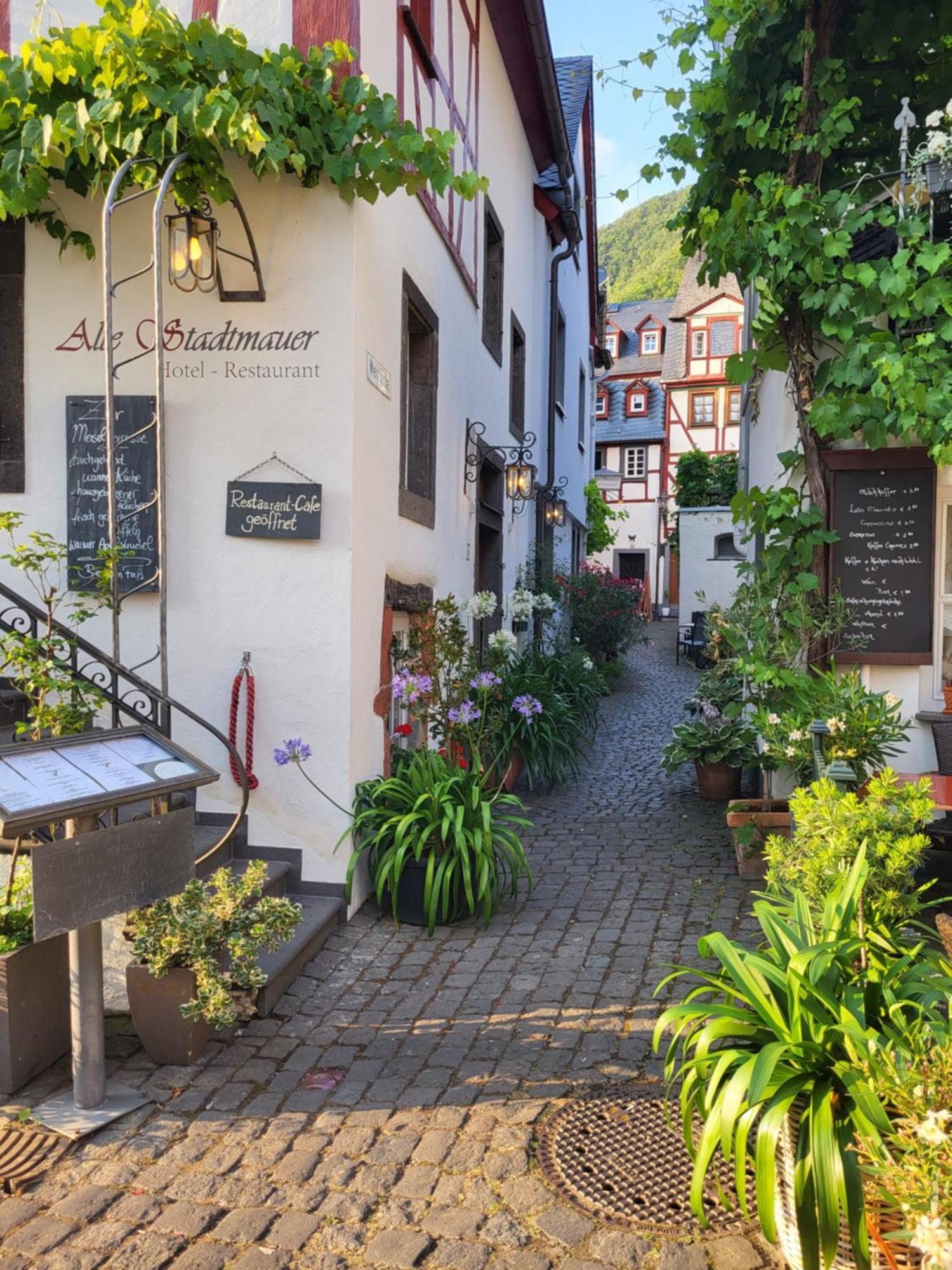 Hotel Restaurant Alte Stadtmauer 바일슈타인 외부 사진